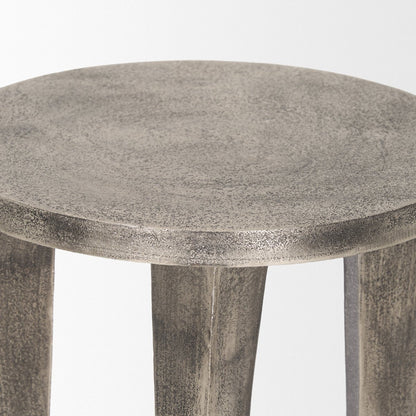 Mercana Maggie Textured Silver Round Accent Table