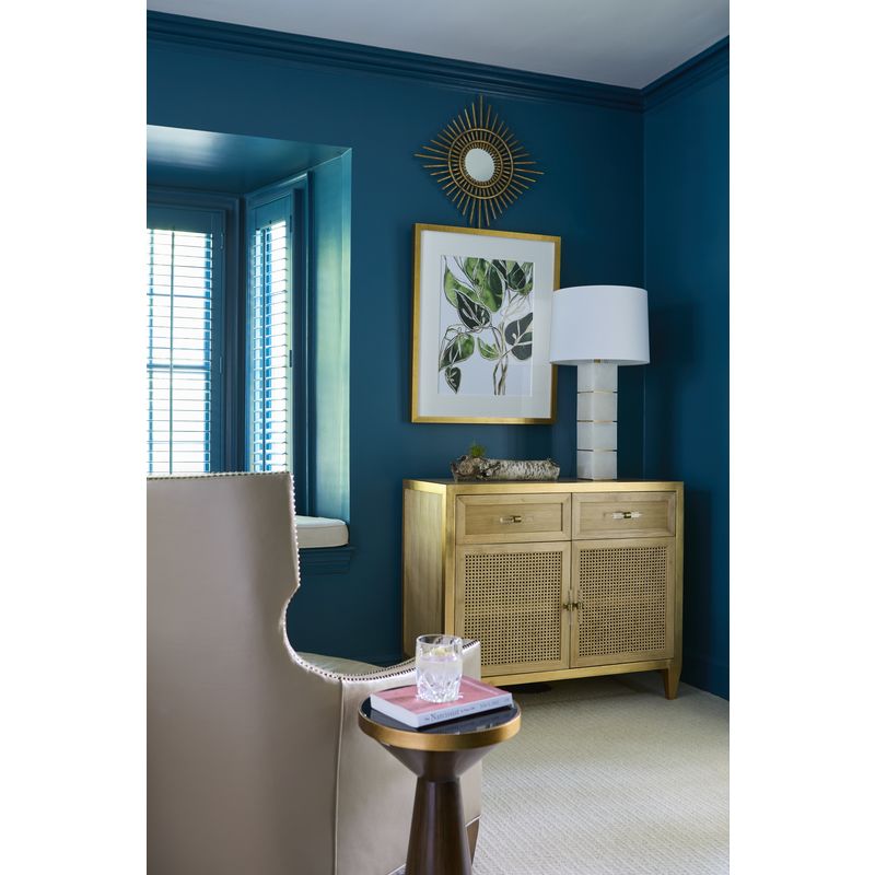 Chelsea House N. Y. Wooden Round Drinks Table