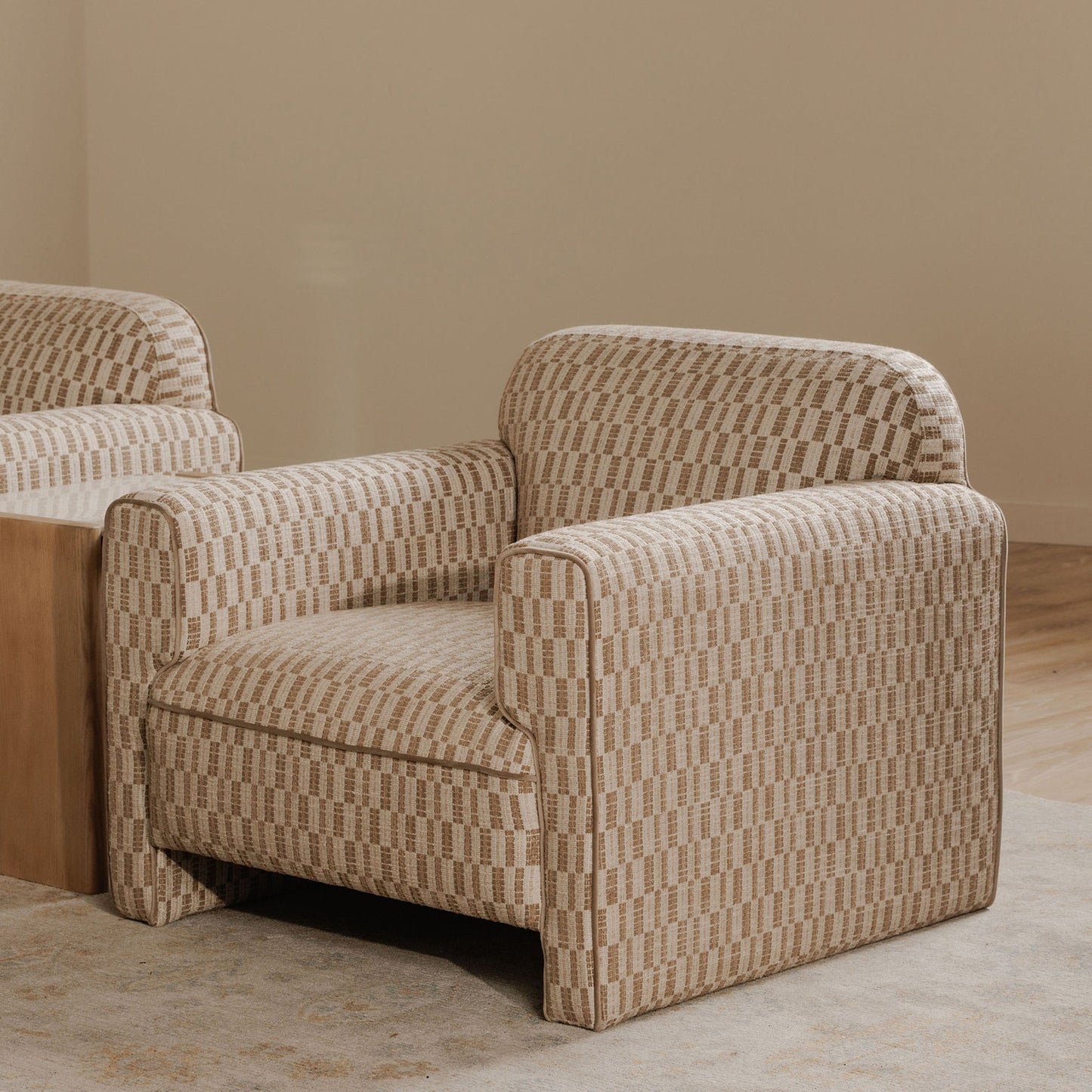 Leo Modern Geometric Design Accent Chair