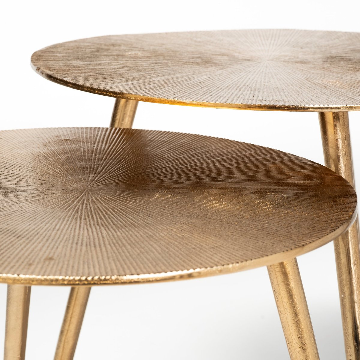 Mercana Reva Aluminum Round Accent Table