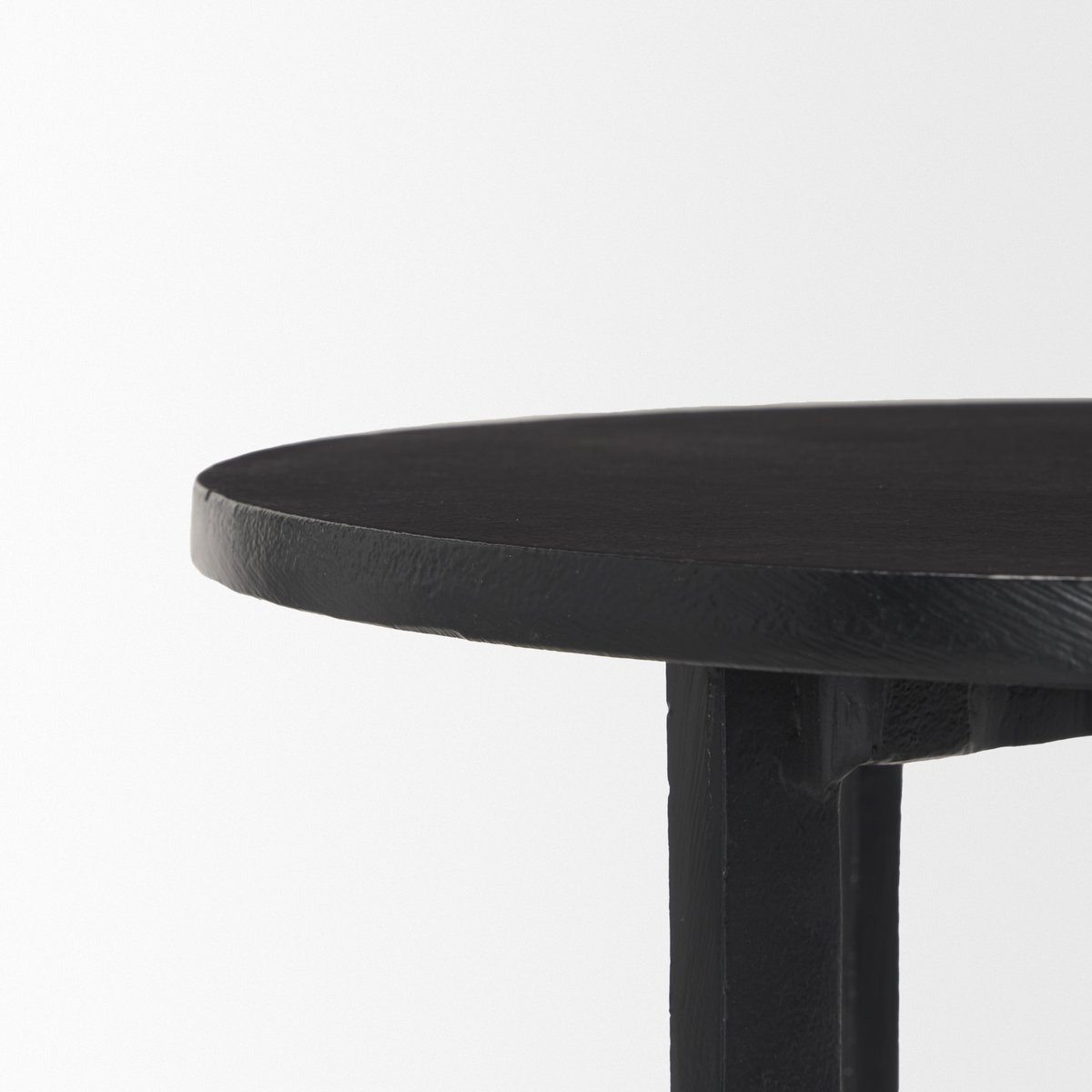 Mercana Sobi Matte Black Round Accent Table