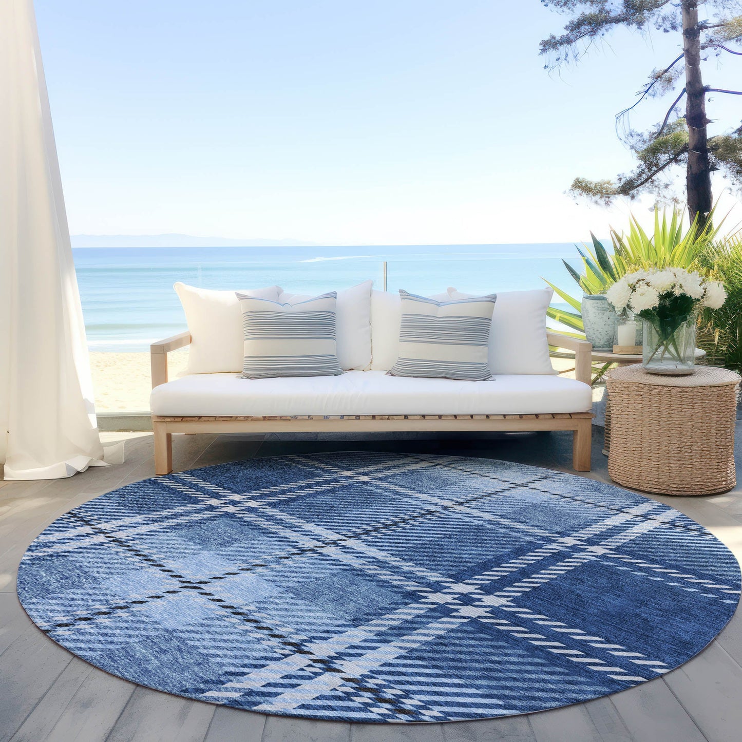 Spiral Whispers Navy Washable Indoor-Outdoor Rug