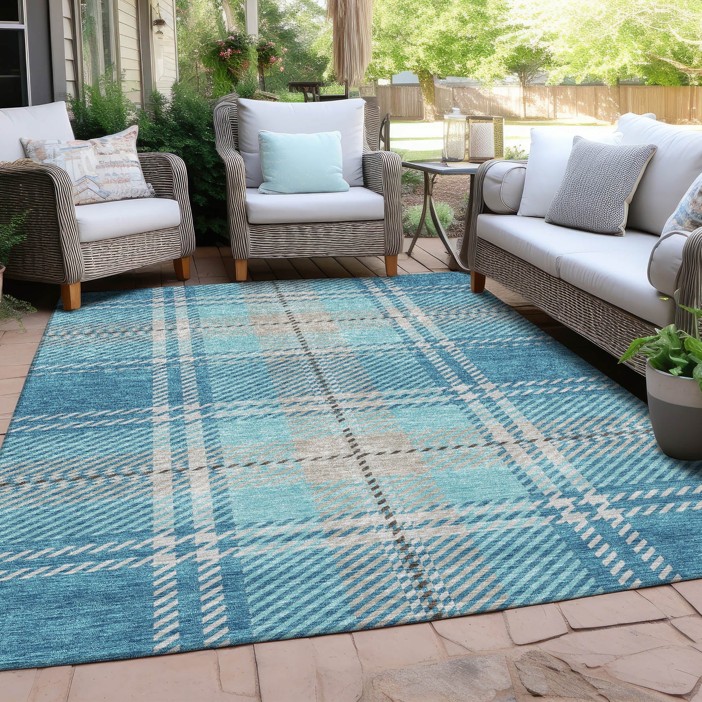 Spiral Whispers Teal Washable Indoor-Outdoor Rug