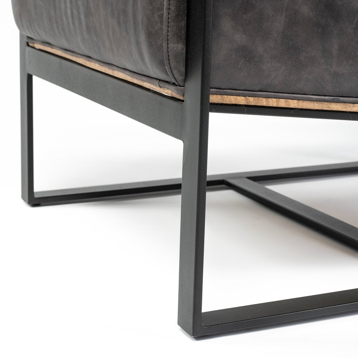 Mercana Stamford Black Leather Accent Chair