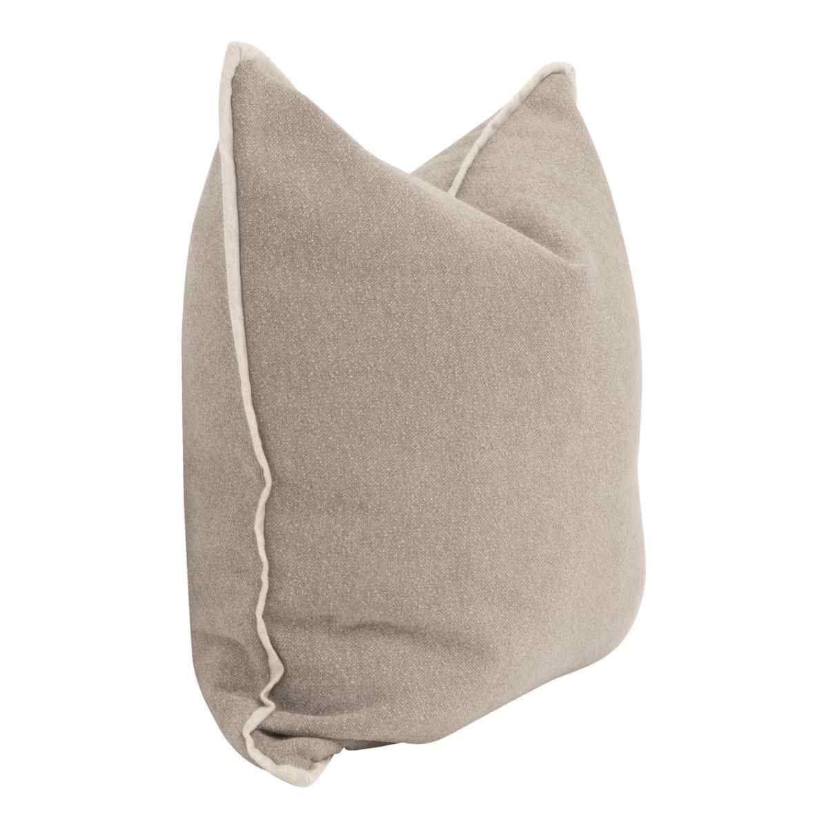 The Basic Performance Fabric Essential Pillow 2PC