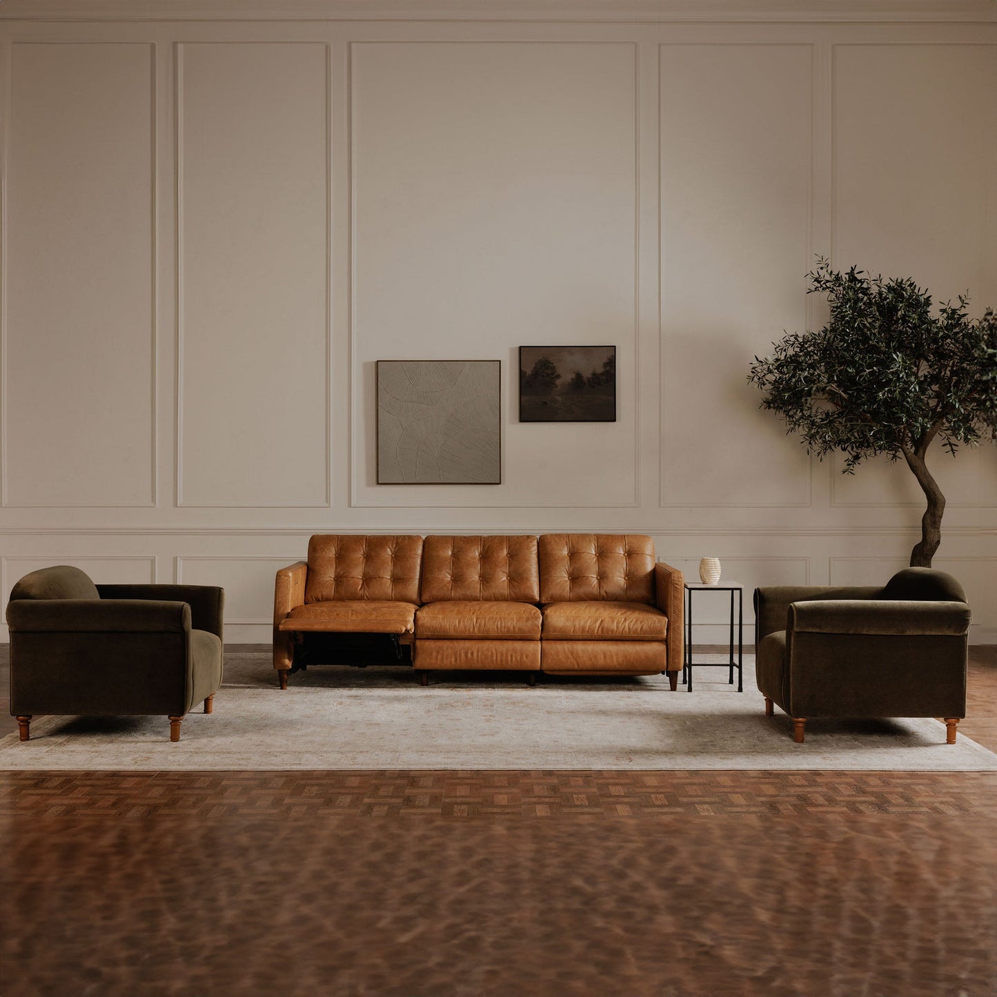 Bridgers Dual Controls Power Recliner Sofa