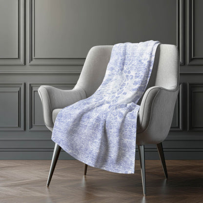 Fluid Drift 50" x 70" Throw Blanket