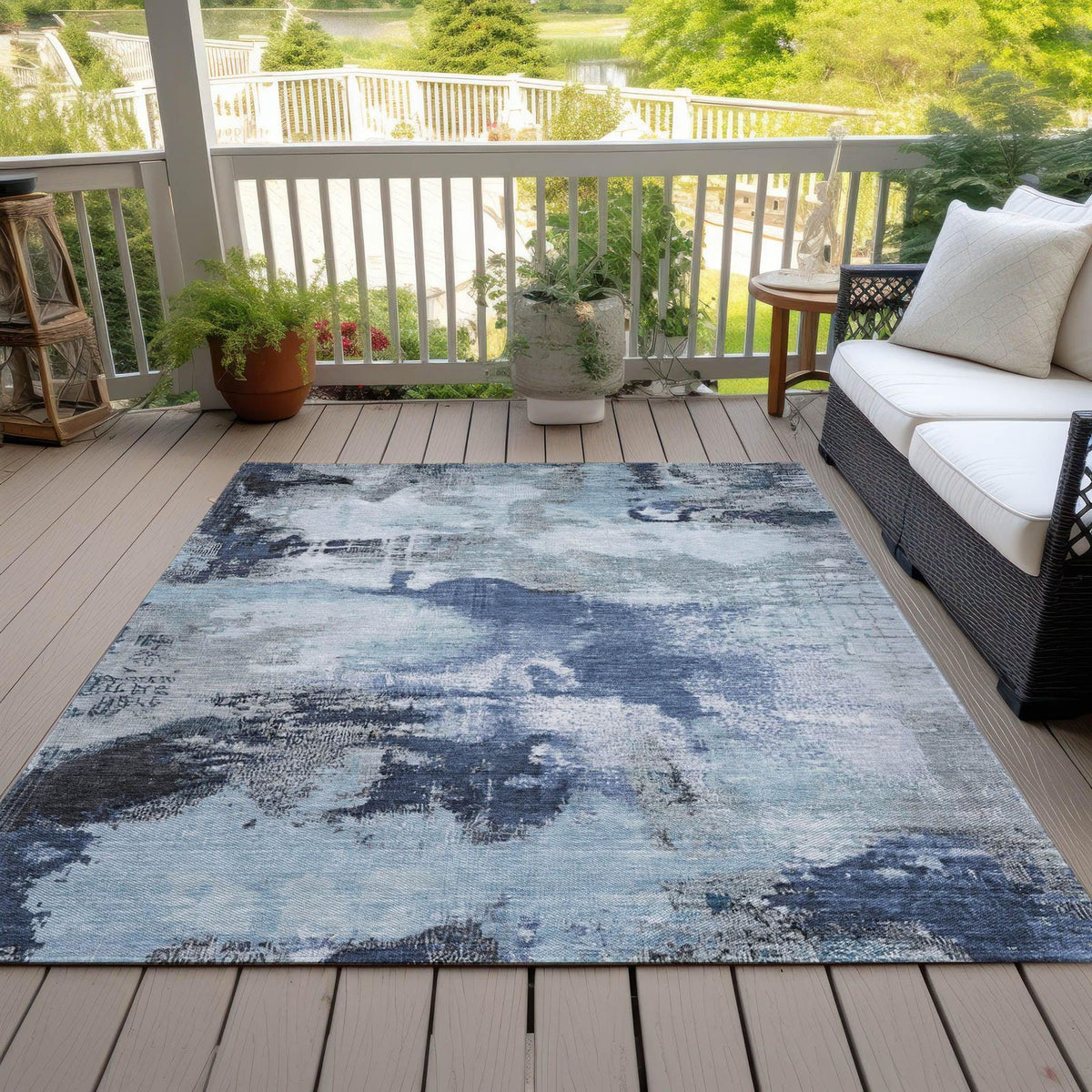 Iriara Blue Washable Indoor-Outdoor Rug
