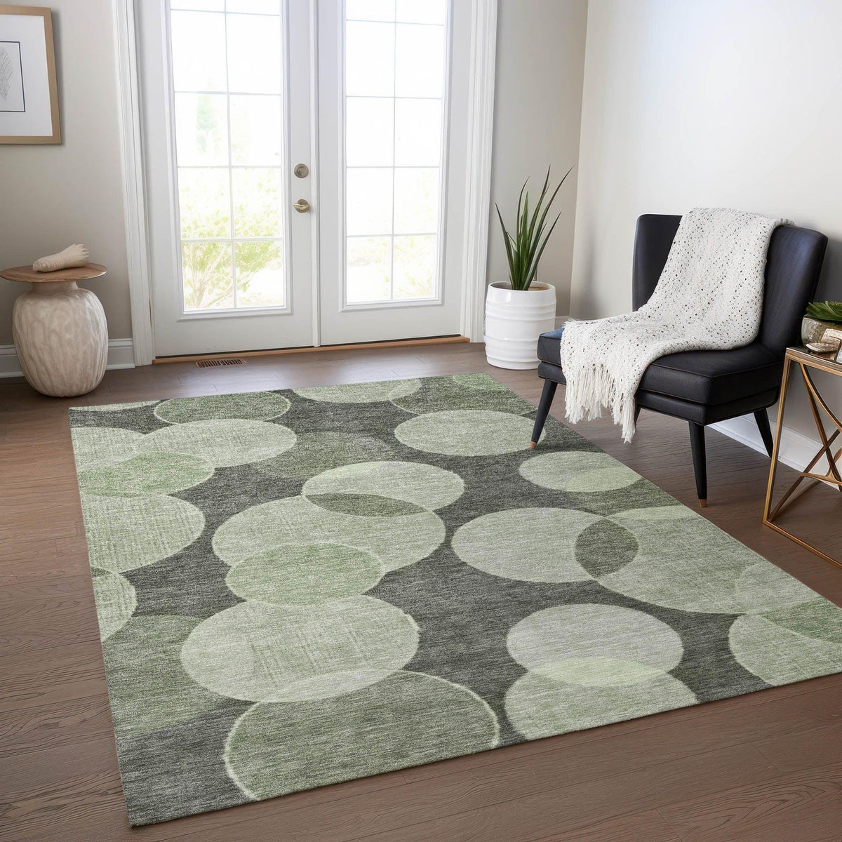 Jaelanor Green Washable Indoor-Outdoor Rug -- green
