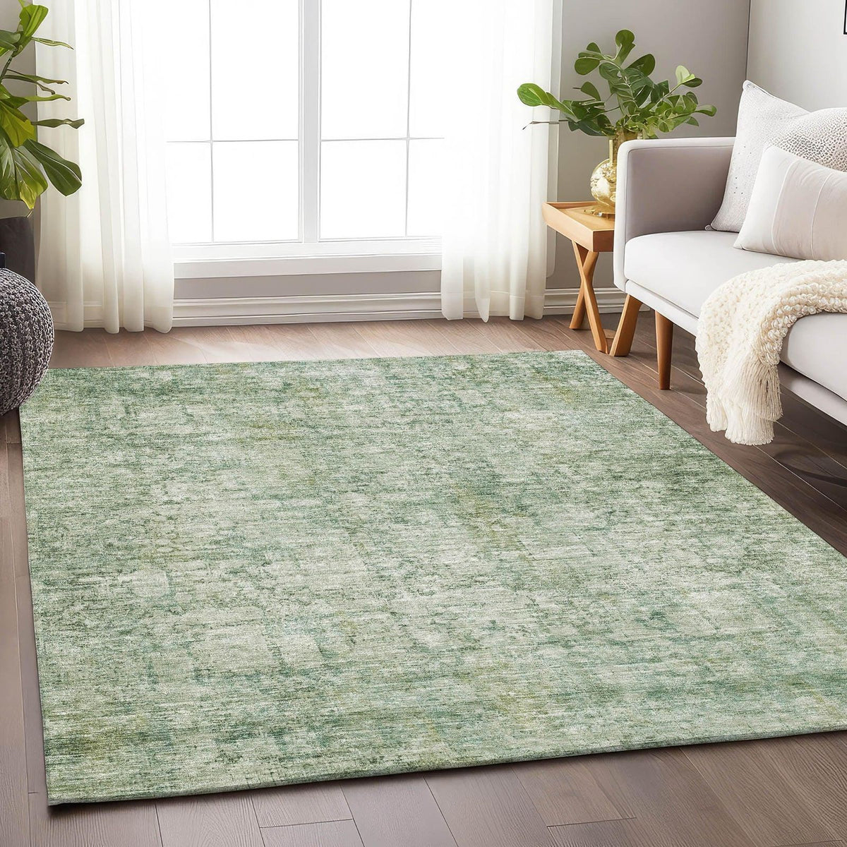 Kaelien Green Washable Indoor-Outdoor Rug -- green