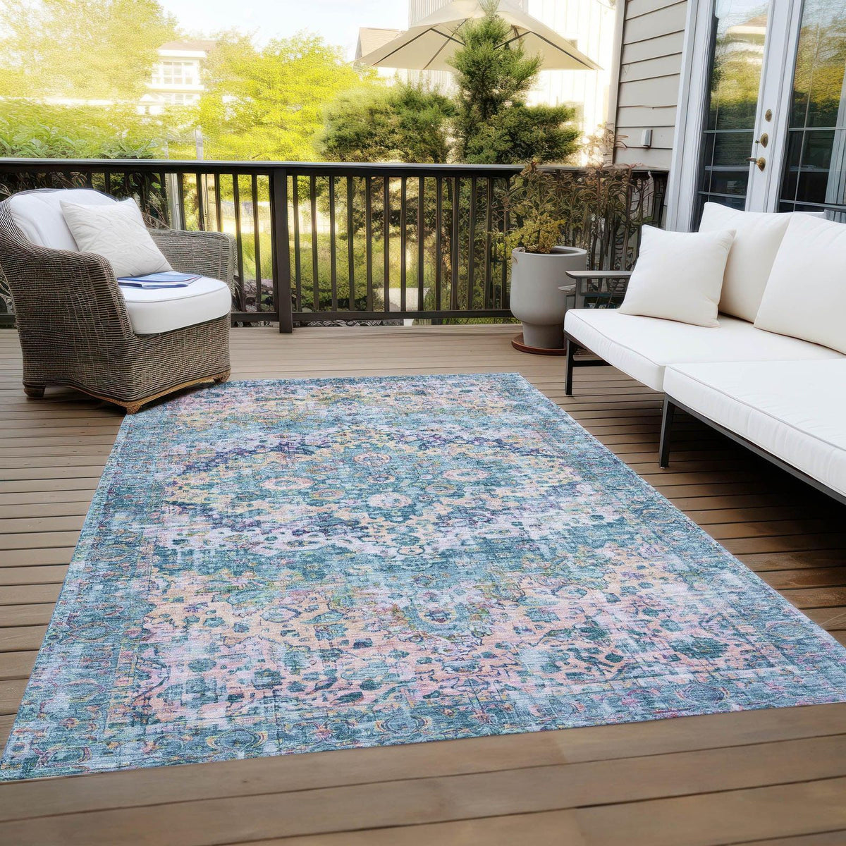 Jaelien Denim Washable Indoor-Outdoor Rug