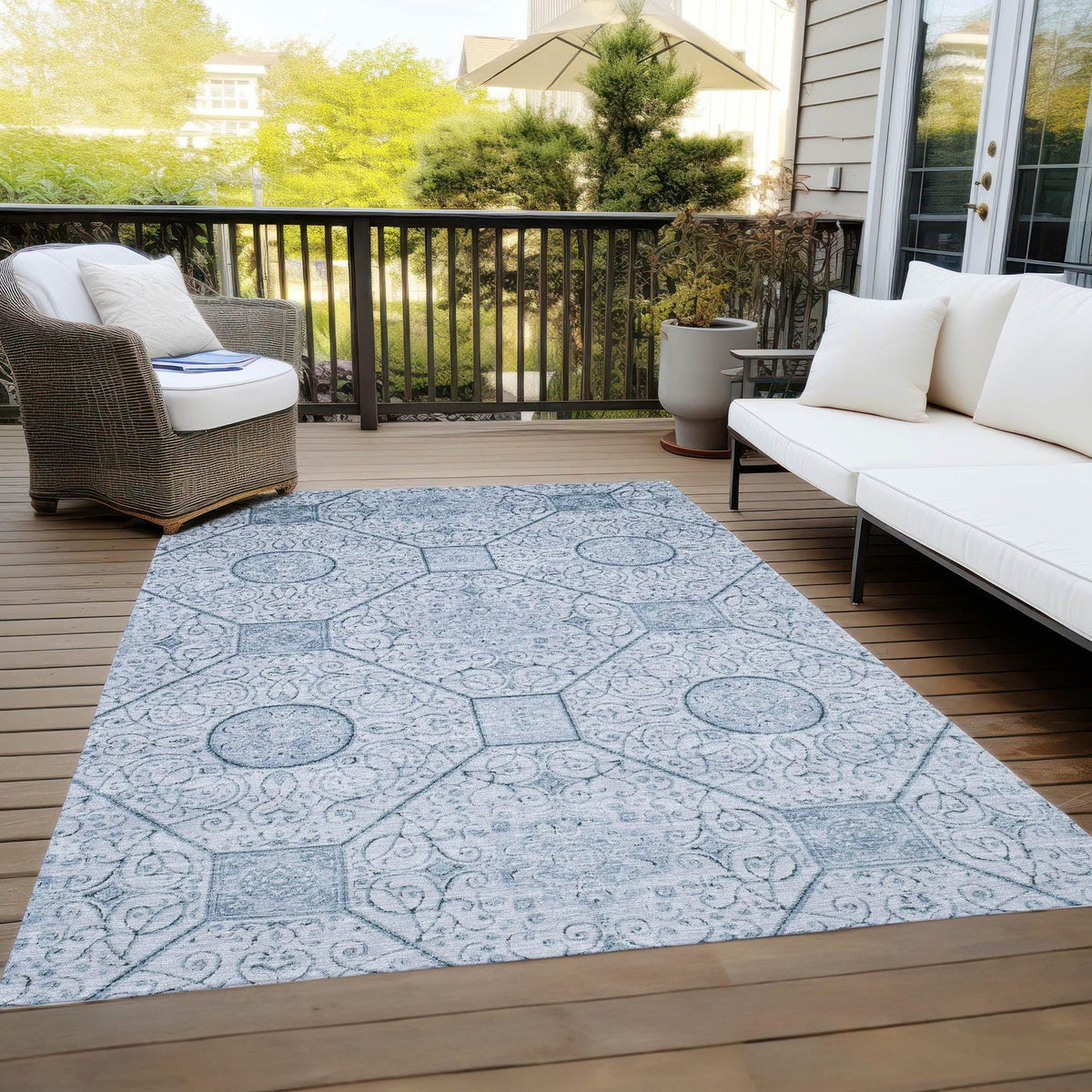 Iriora Blue Washable Indoor-Outdoor Rug
