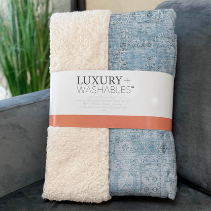 Parallel Bands Blue Washable Indoor-Outdoor Rug