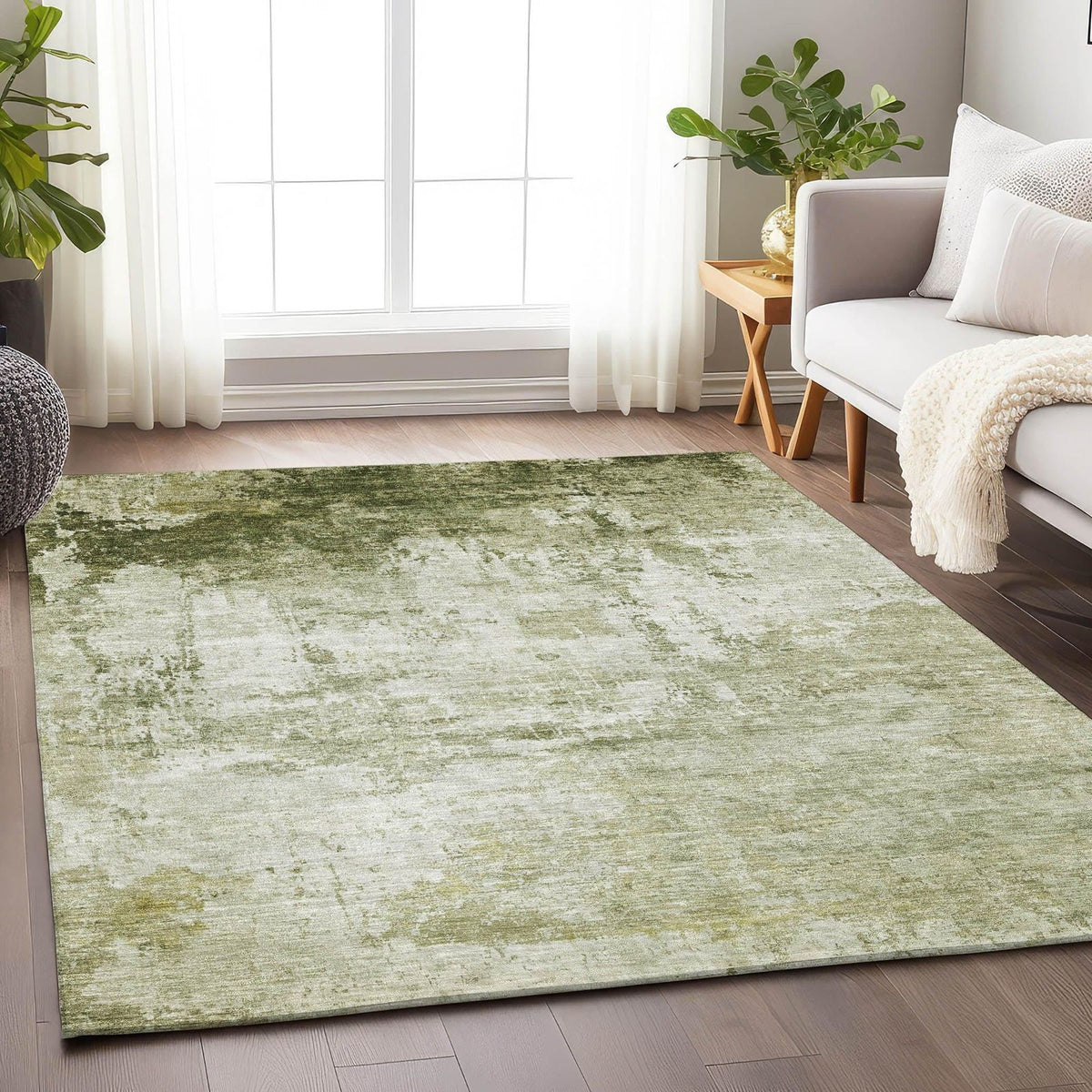 Kaelira Green Washable Indoor-Outdoor Rug -- green