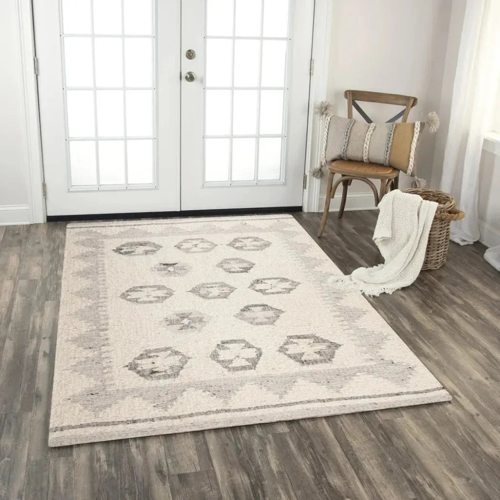 Cham Geometric Silver Area Rugs For Living Room -- silver