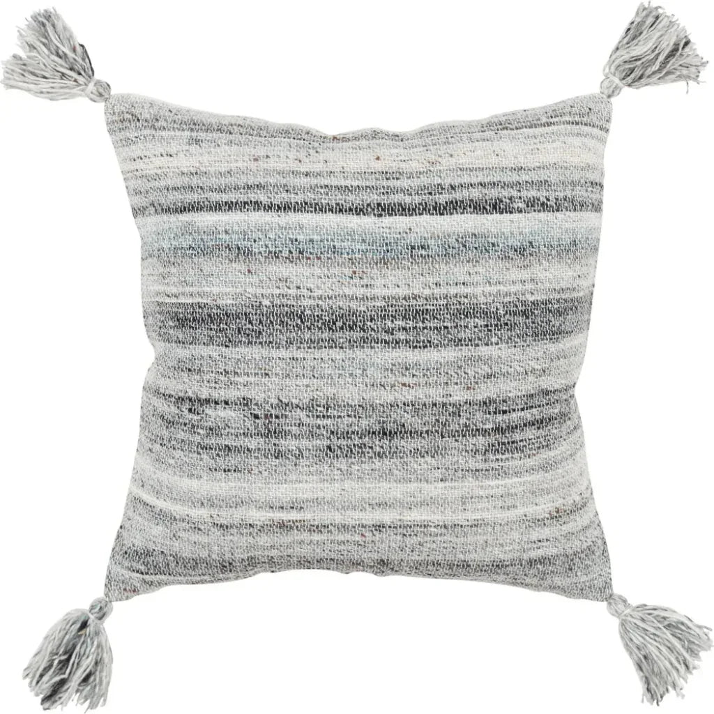 LOOMLAN Evan Boho Outdoor Throw Pillow