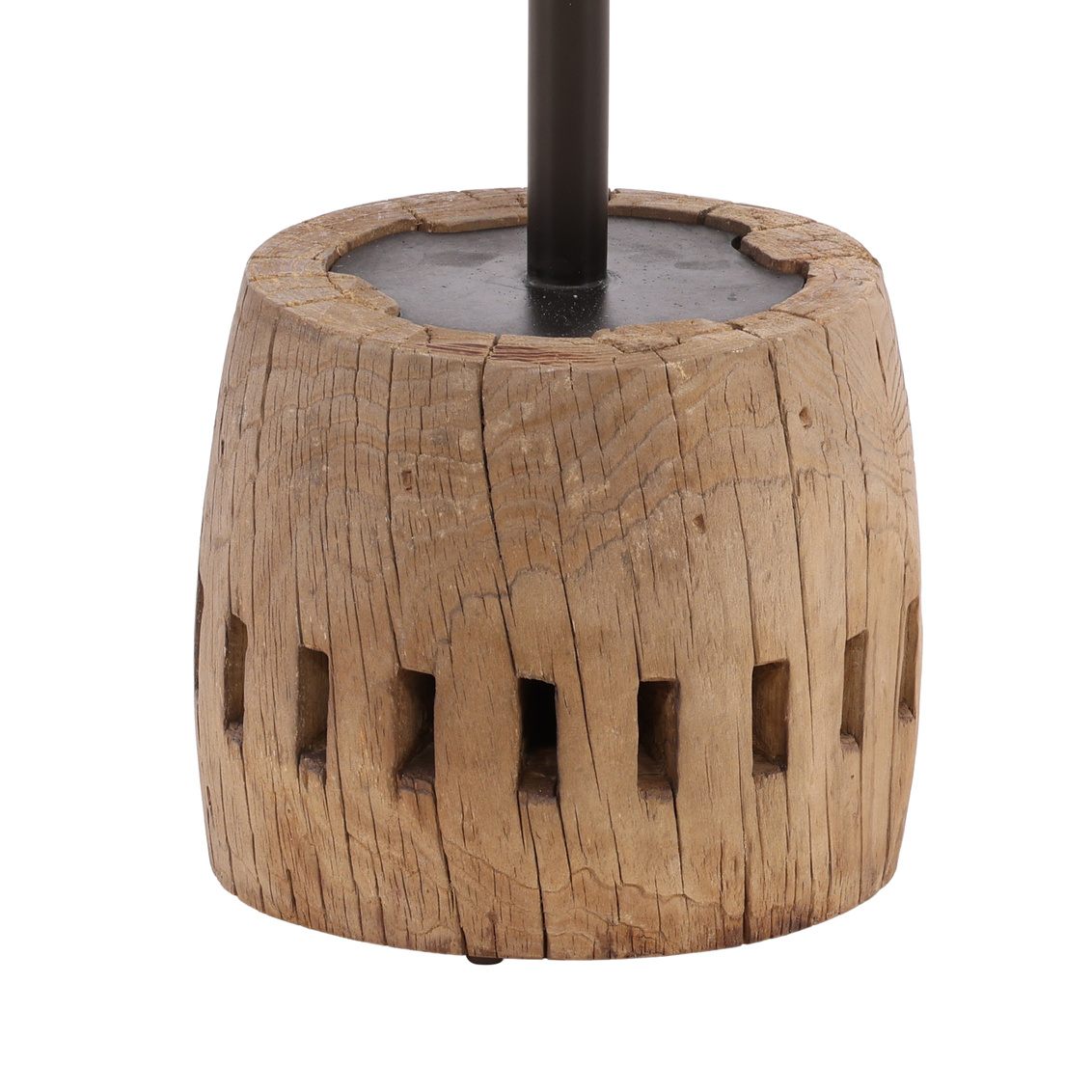 Furniture Classics Yorktown Wooden Round Drink Table