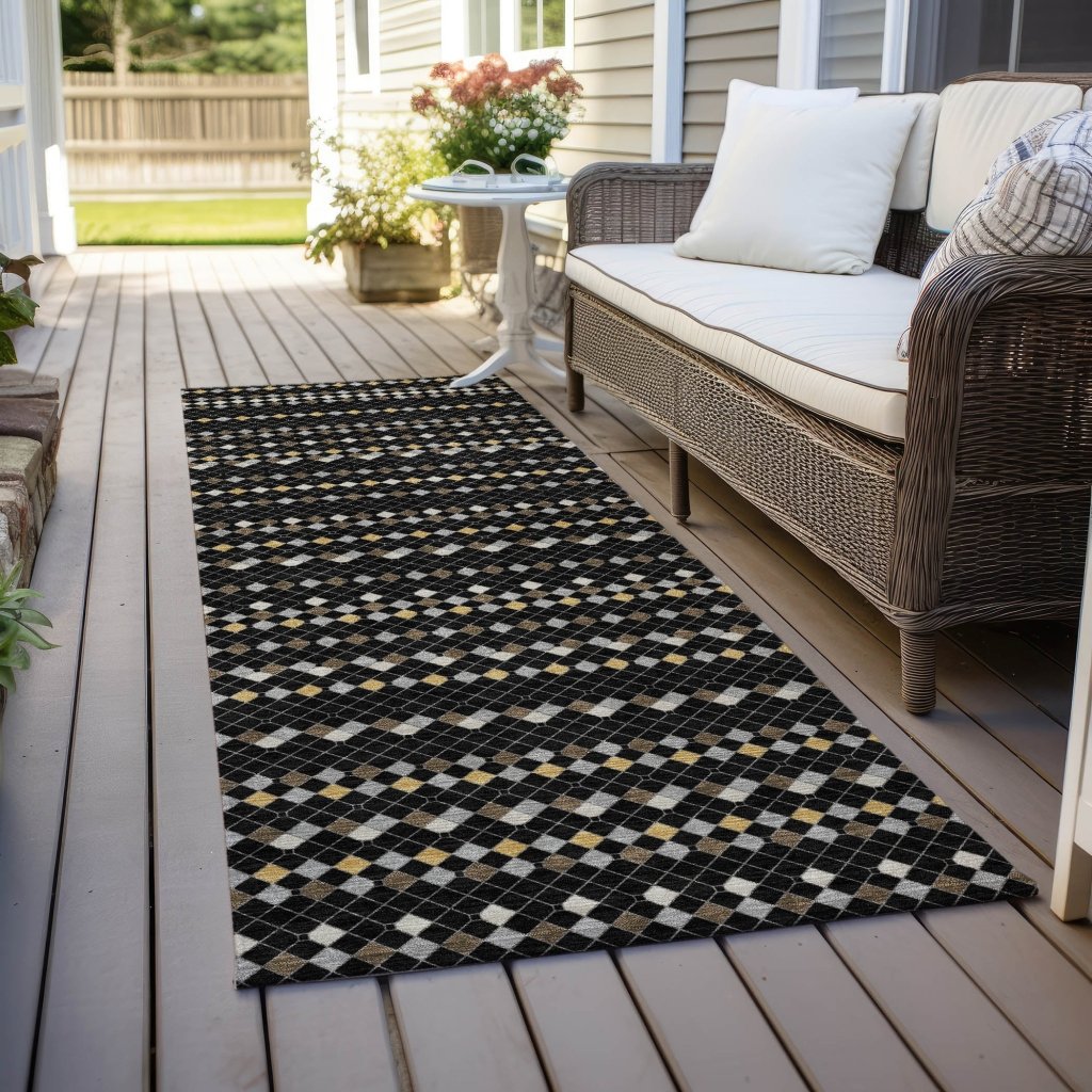 LOOMLAN Rugs Gridora Black Washable Indoor-Outdoor Rug