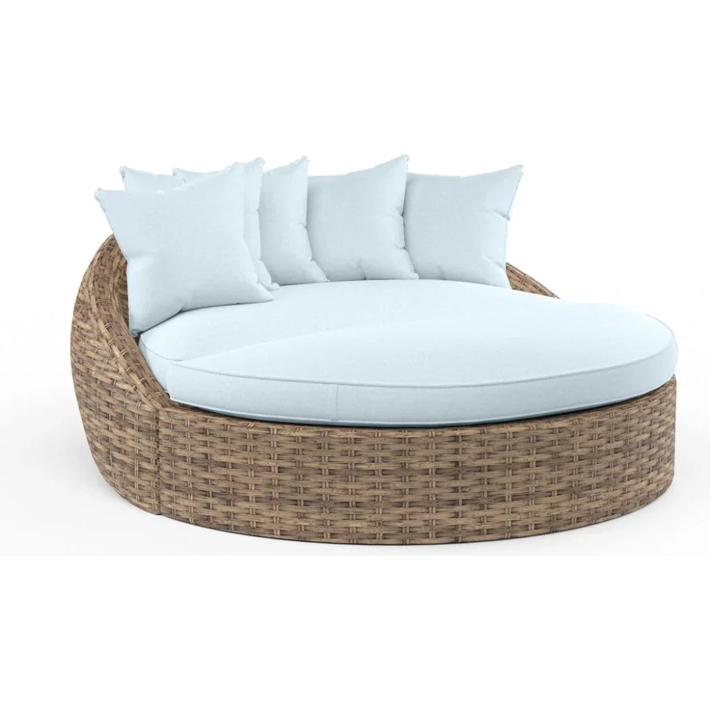 Havana Sunbrella Round Outdoor Daybed