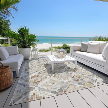 LOOMLAN Rugs Ilyone Ivory Washable Indoor-Outdoor Rug