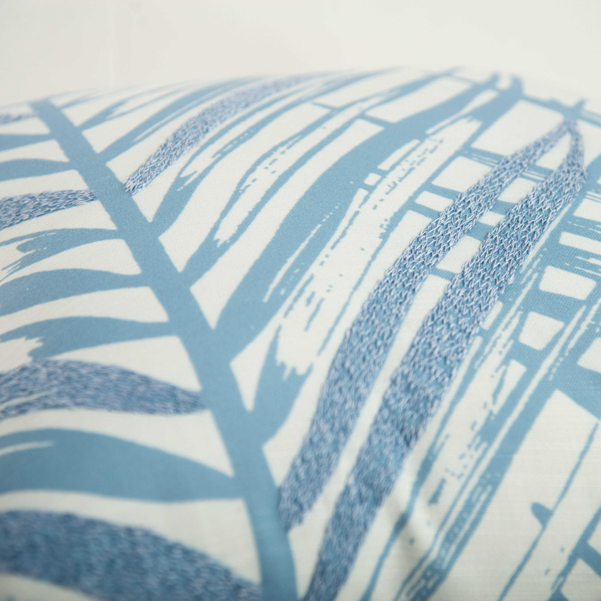 LOOMLAN Botanical Ivory Outdoor Throw Pillows