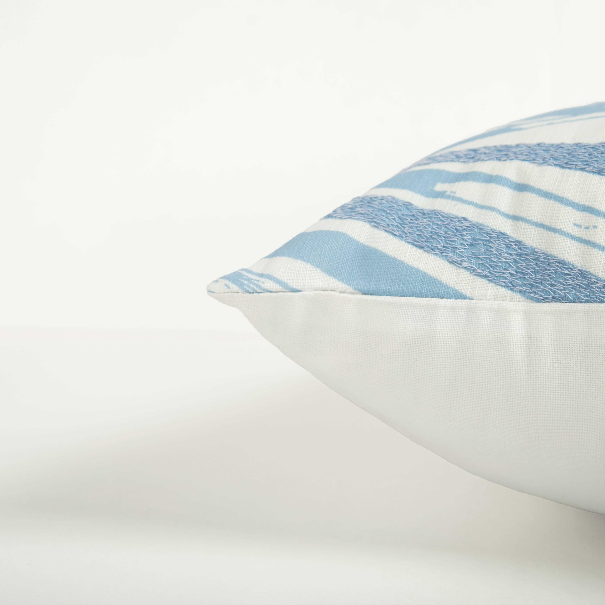 LOOMLAN Botanical Ivory Outdoor Throw Pillows