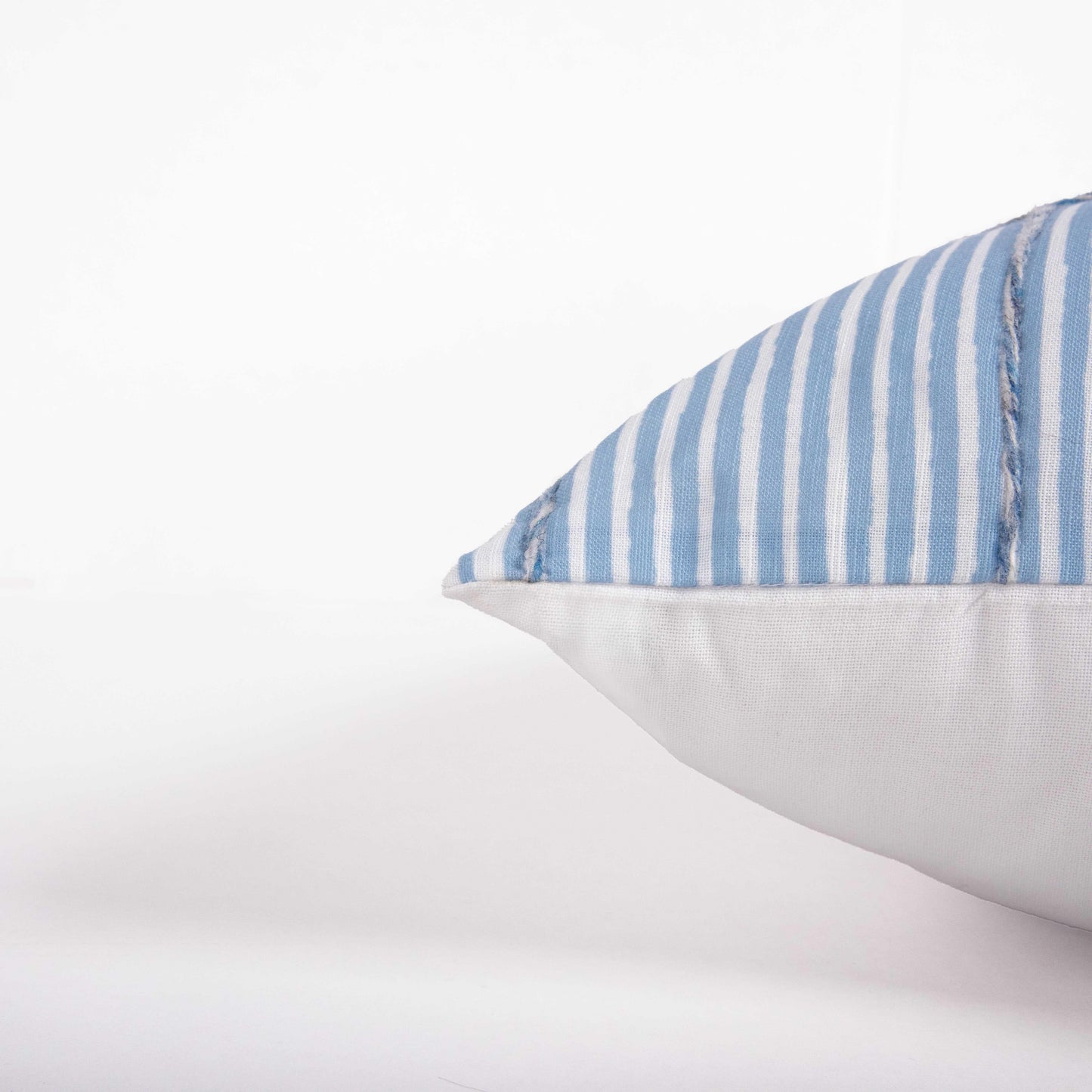 LOOMLAN May Striped Outdoor Throw Pillowss