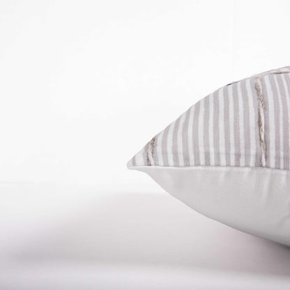 LOOMLAN May Striped Outdoor Throw Pillowss