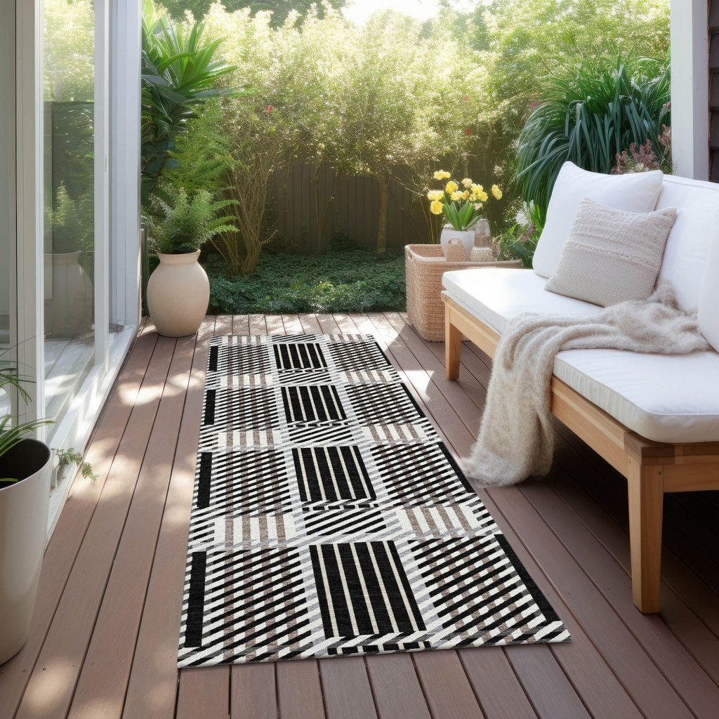 LOOMLAN Rugs Lunara Black Washable Indoor-Outdoor Rug