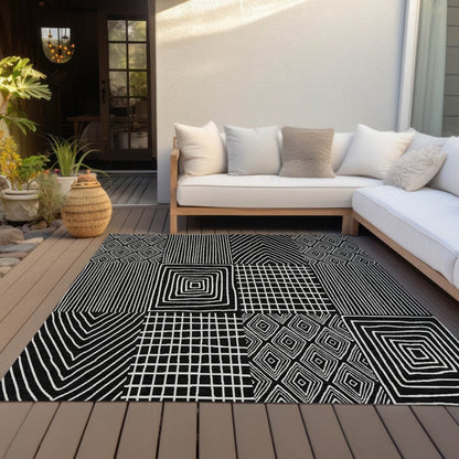 LOOMLAN Rugs Owen Black Washable Indoor-Outdoor Rug