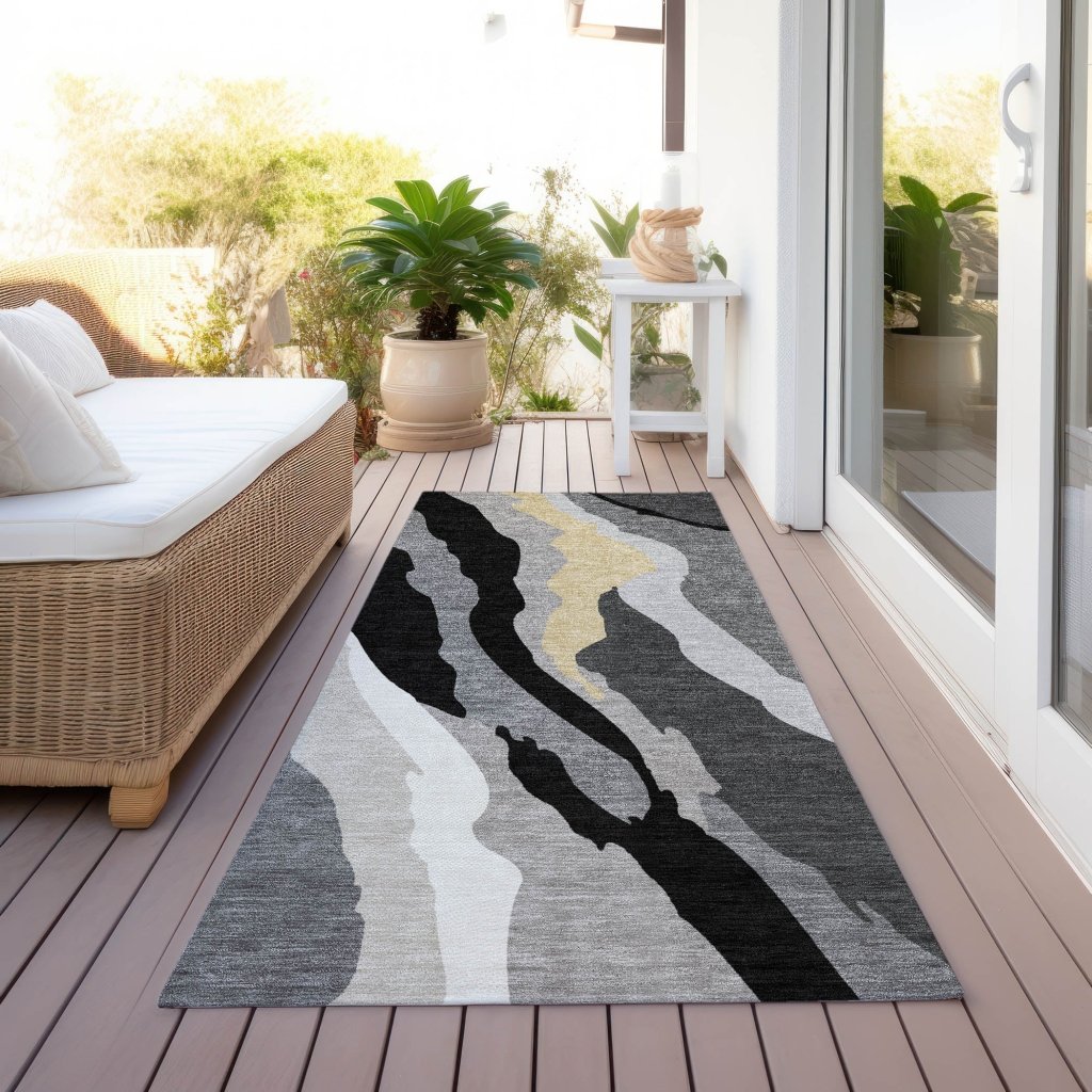 LOOMLAN Rugs Petala Black Washable Indoor-Outdoor Rug
