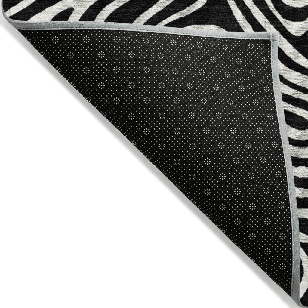LOOMLAN Rugs Raya Black Washable Indoor-Outdoor Rug