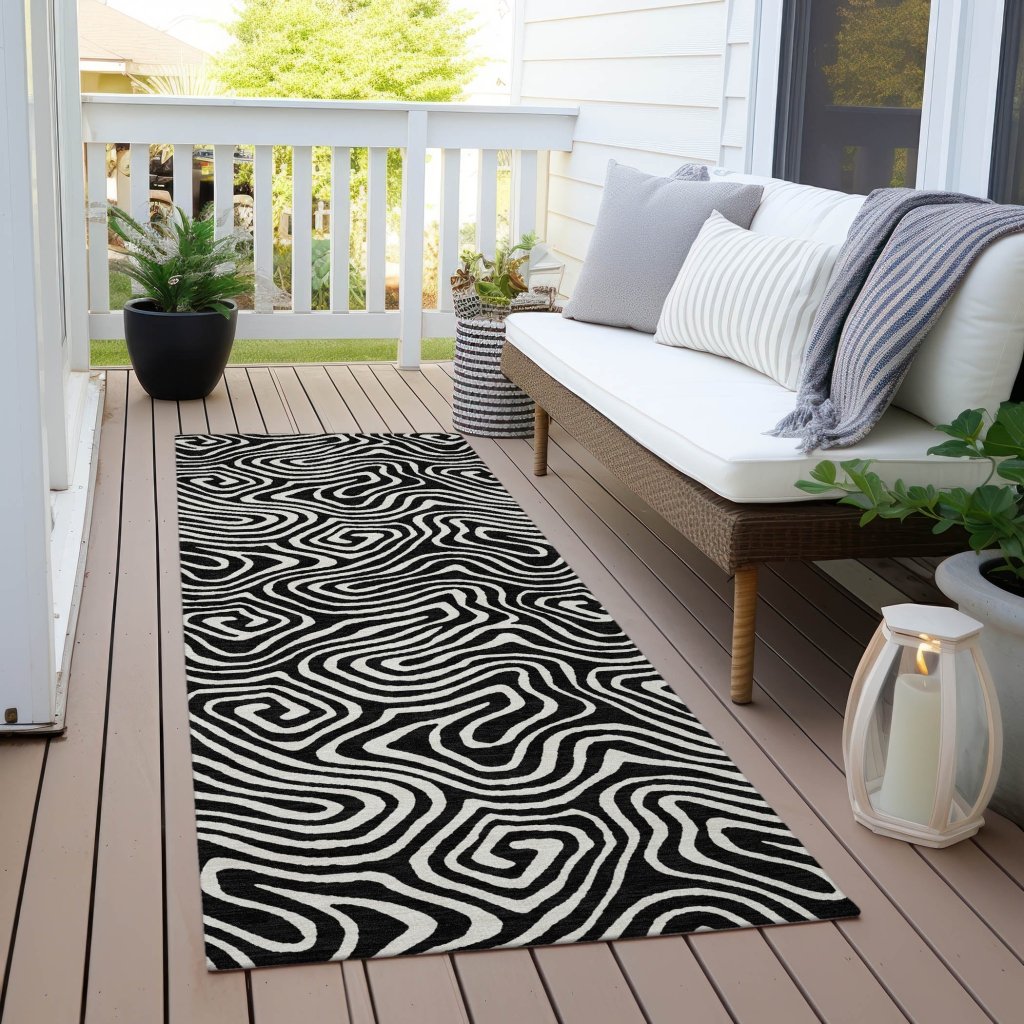 LOOMLAN Rugs Raya Black Washable Indoor-Outdoor Rug