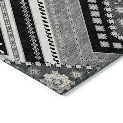LOOMLAN Rugs Solene Black Washable Indoor-Outdoor Rug
