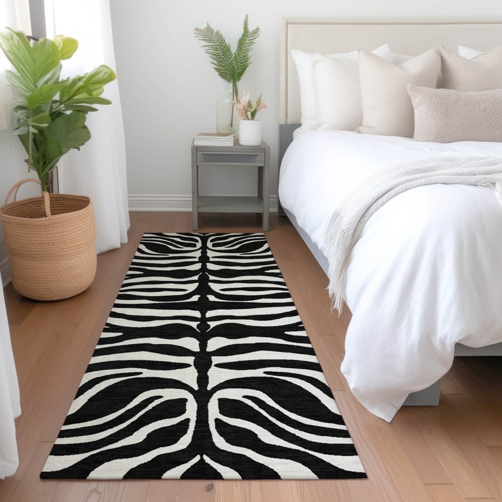 LOOMLAN Rugs Solstice Black Washable Indoor-Outdoor Rug