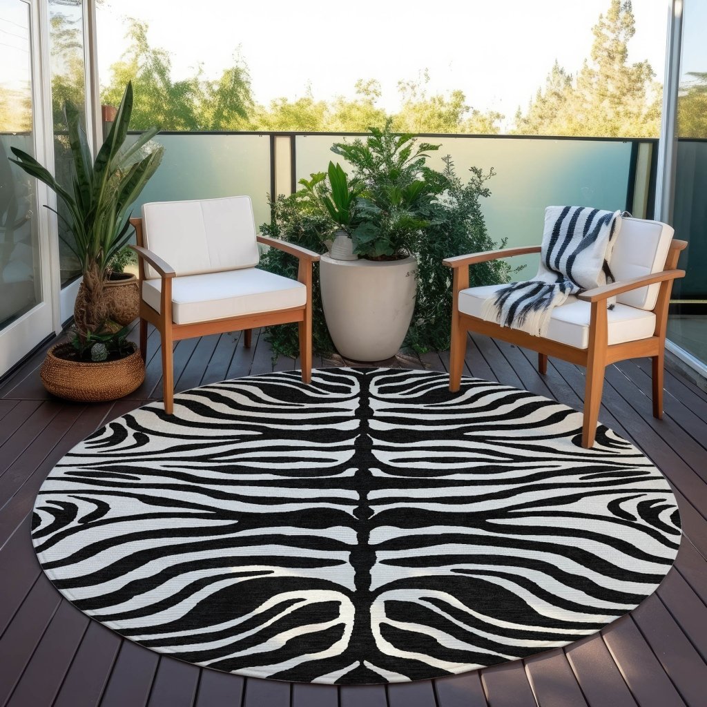 LOOMLAN Rugs Solstice Black Washable Indoor-Outdoor Rug