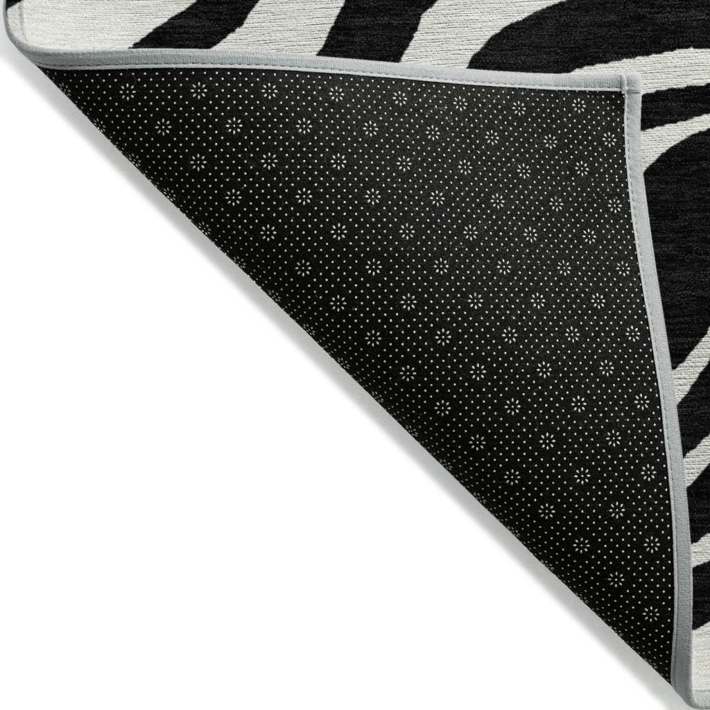 LOOMLAN Rugs Solstice Black Washable Indoor-Outdoor Rug