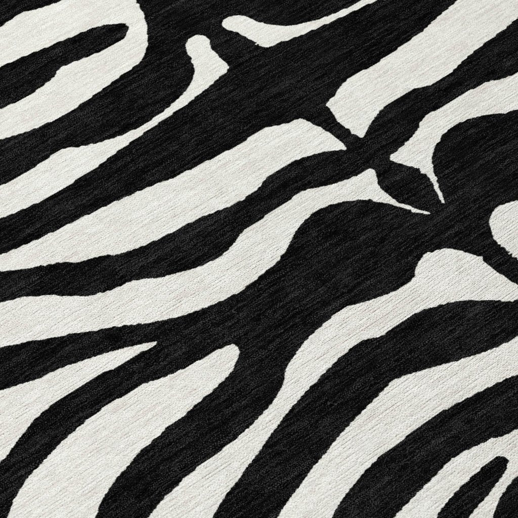 LOOMLAN Rugs Solstice Black Washable Indoor-Outdoor Rug