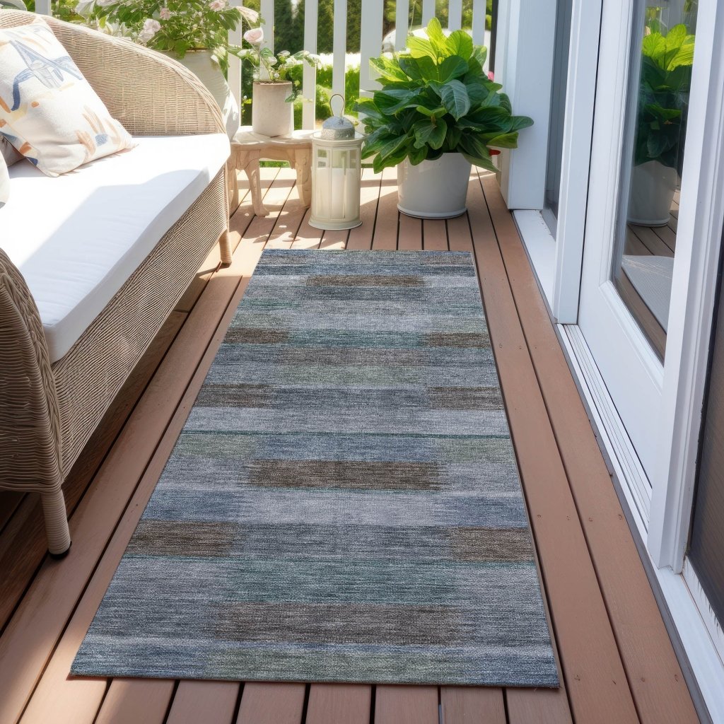 LOOMLAN Rugs Solvia Blue Washable Indoor-Outdoor Rug
