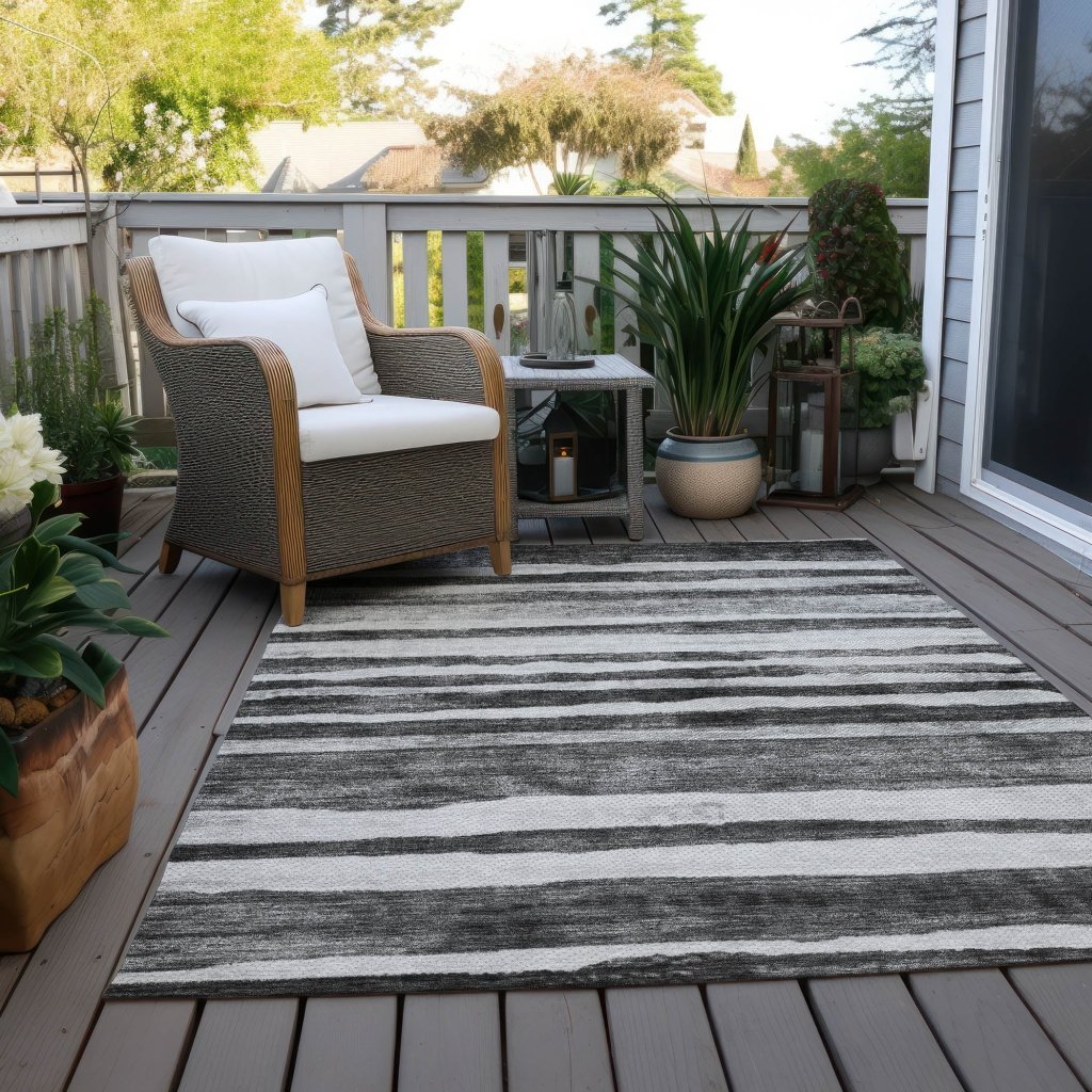 LOOMLAN Rugs Spinava Gray Washable Indoor-Outdoor Rug
