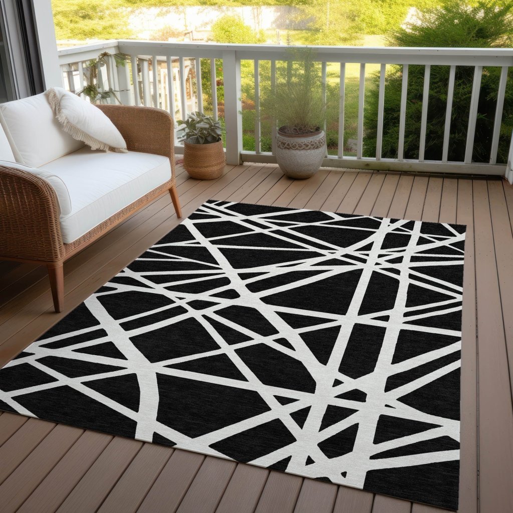 LOOMLAN Rugs Zephina Black Washable Indoor-Outdoor Rug