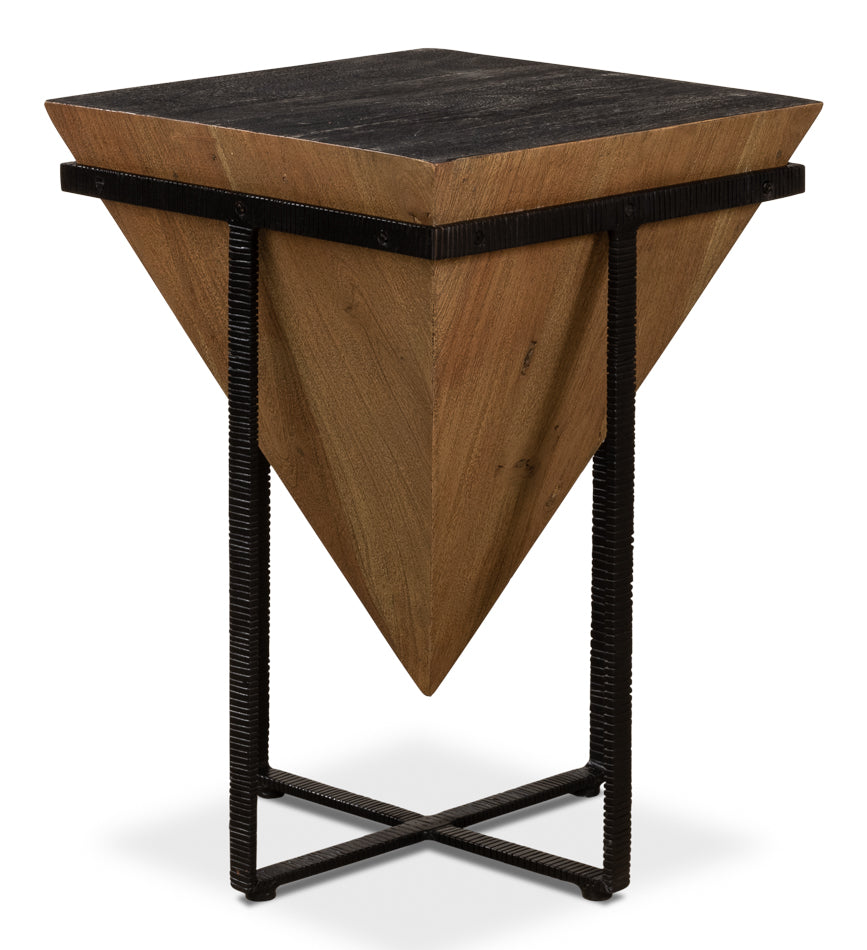 Hardy Inverted Obelisk Table