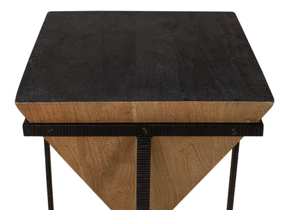 Hardy Inverted Obelisk Table